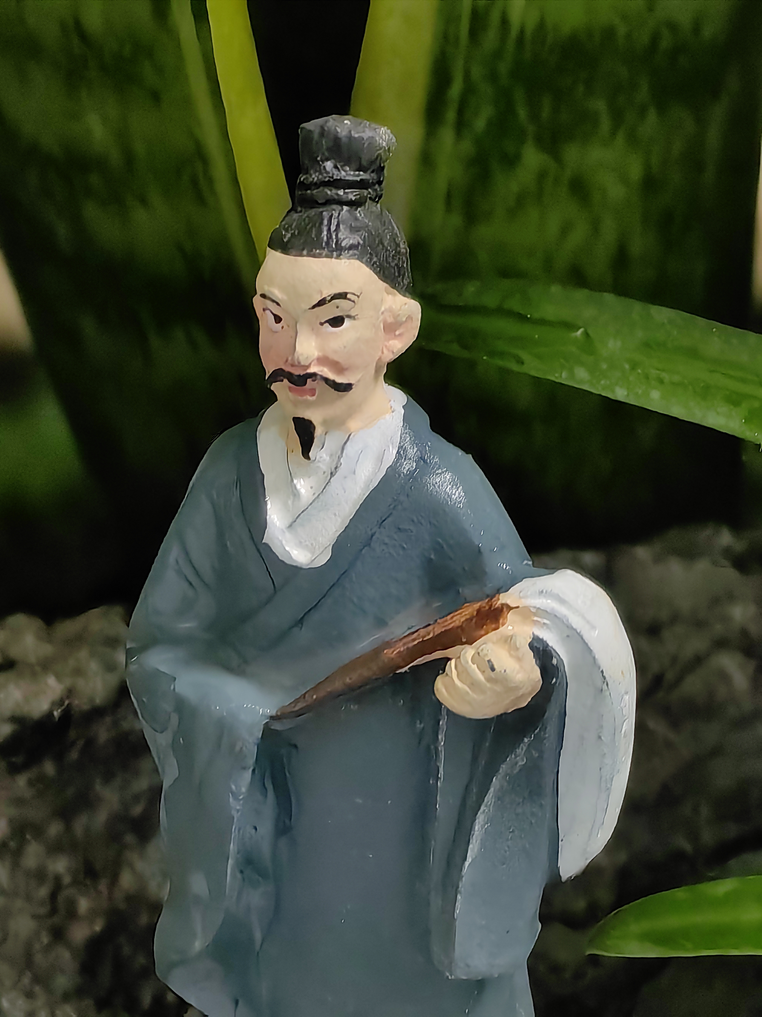 无论生于哪个年代,无论有多么优越的生活环境,人从