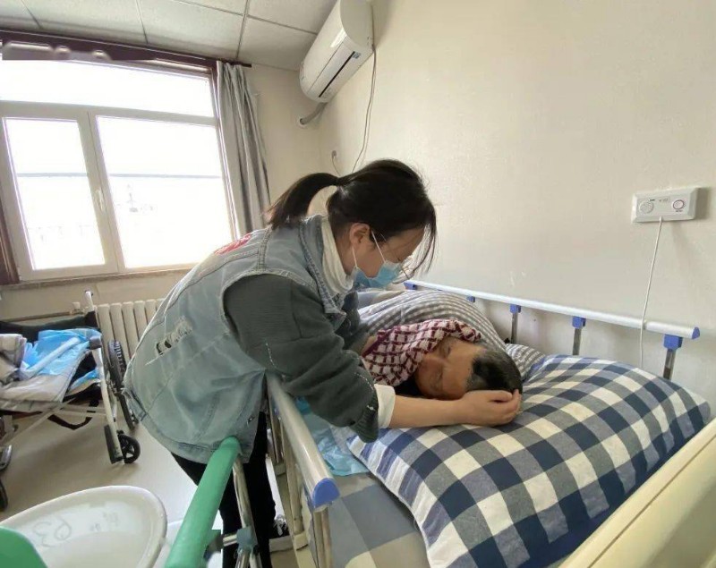 309医院医院排队代办挂号重症患者全程陪护+心理慰藉，暖心又安心的简单介绍