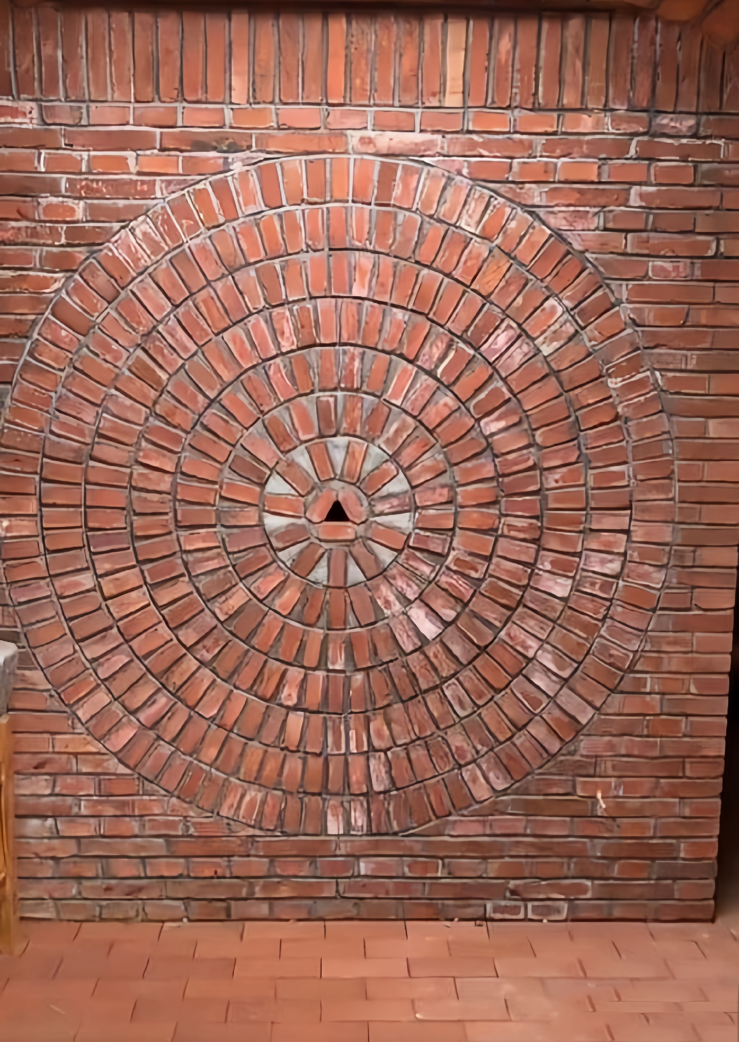 这砌砖的手艺震撼到了我,真称得上是一件难得的艺术品,不愧是一道独特