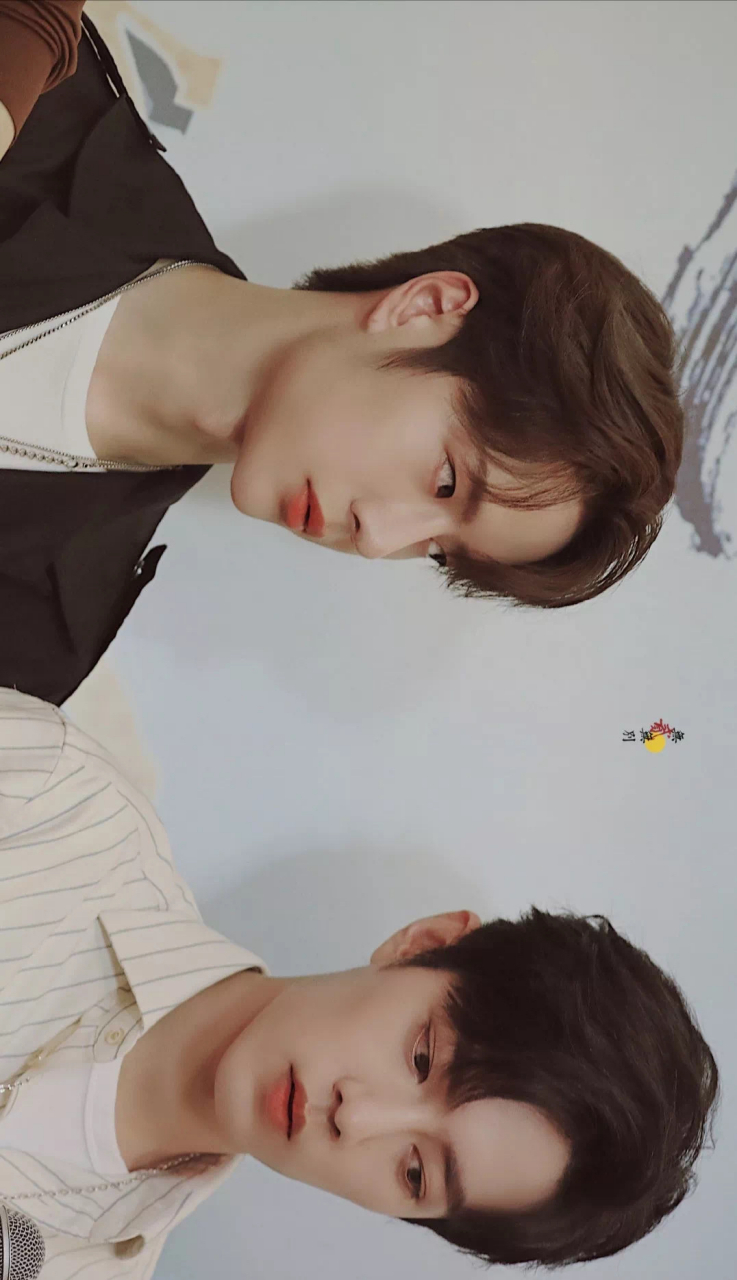 博君一肖壁纸 肖战和王一博,并肩而立,颜值爆表,真是让人心动不已!