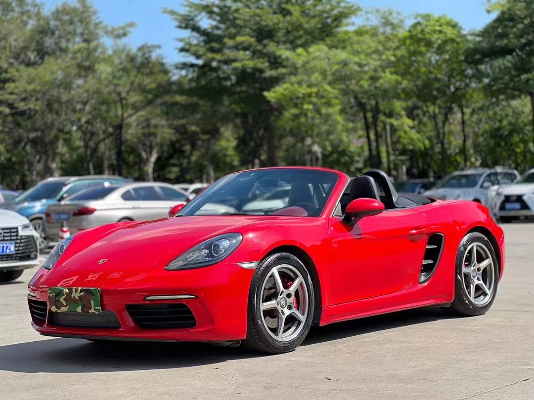 6万保时捷718 boxster 【年份】准17年 粤b深圳大户 【详情】2