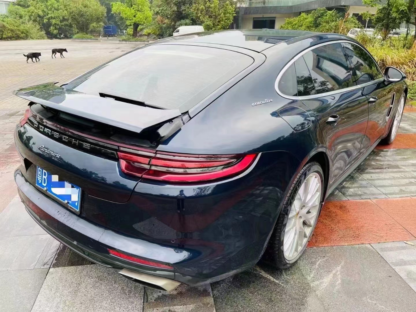 8万92进口保时捷帕拉梅拉 【年份】2018年 【详情】粤b户,18年进口