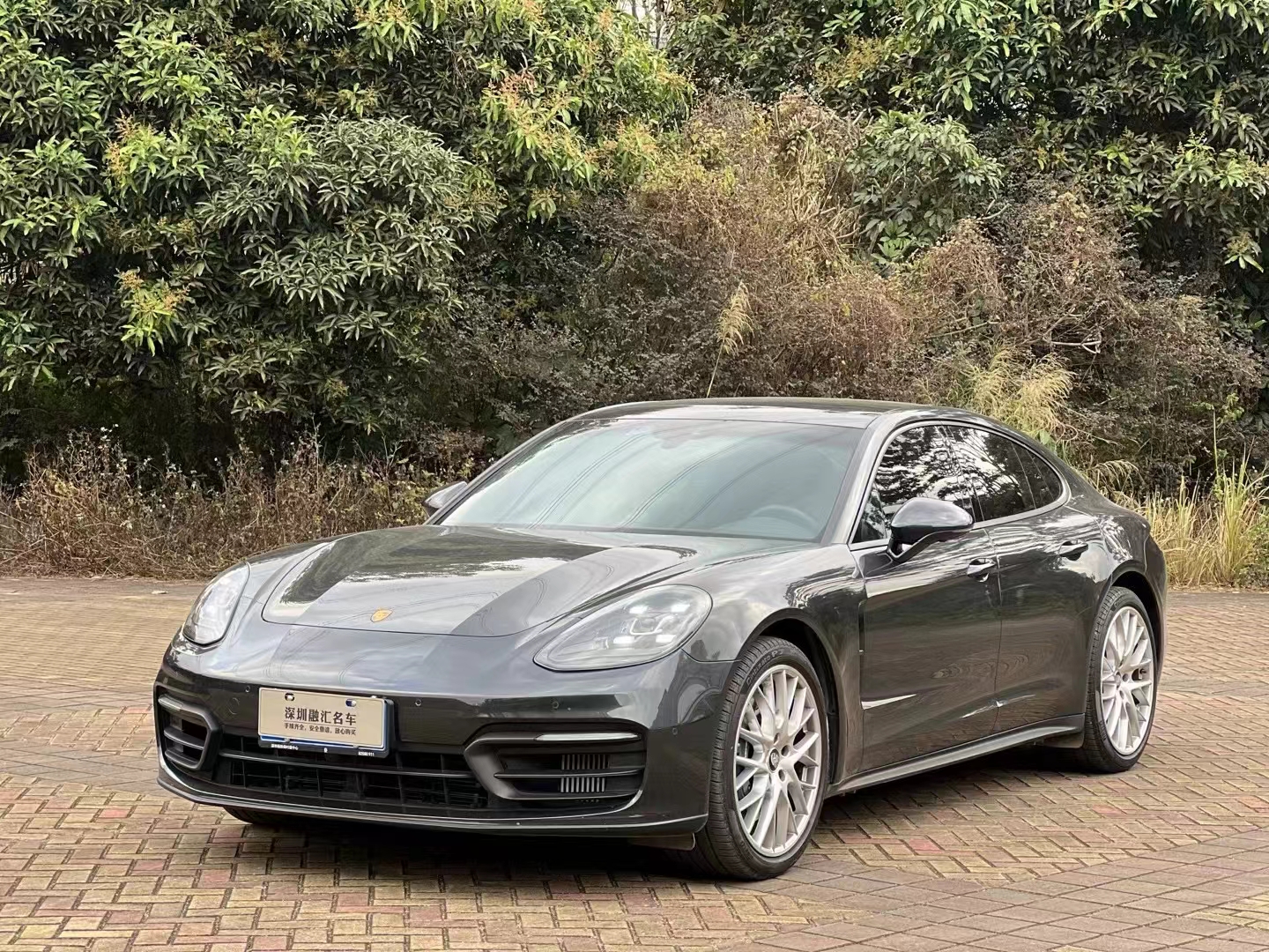 8万新款保时捷 panamera  年份 2022年  详情 粤l户准22年新款