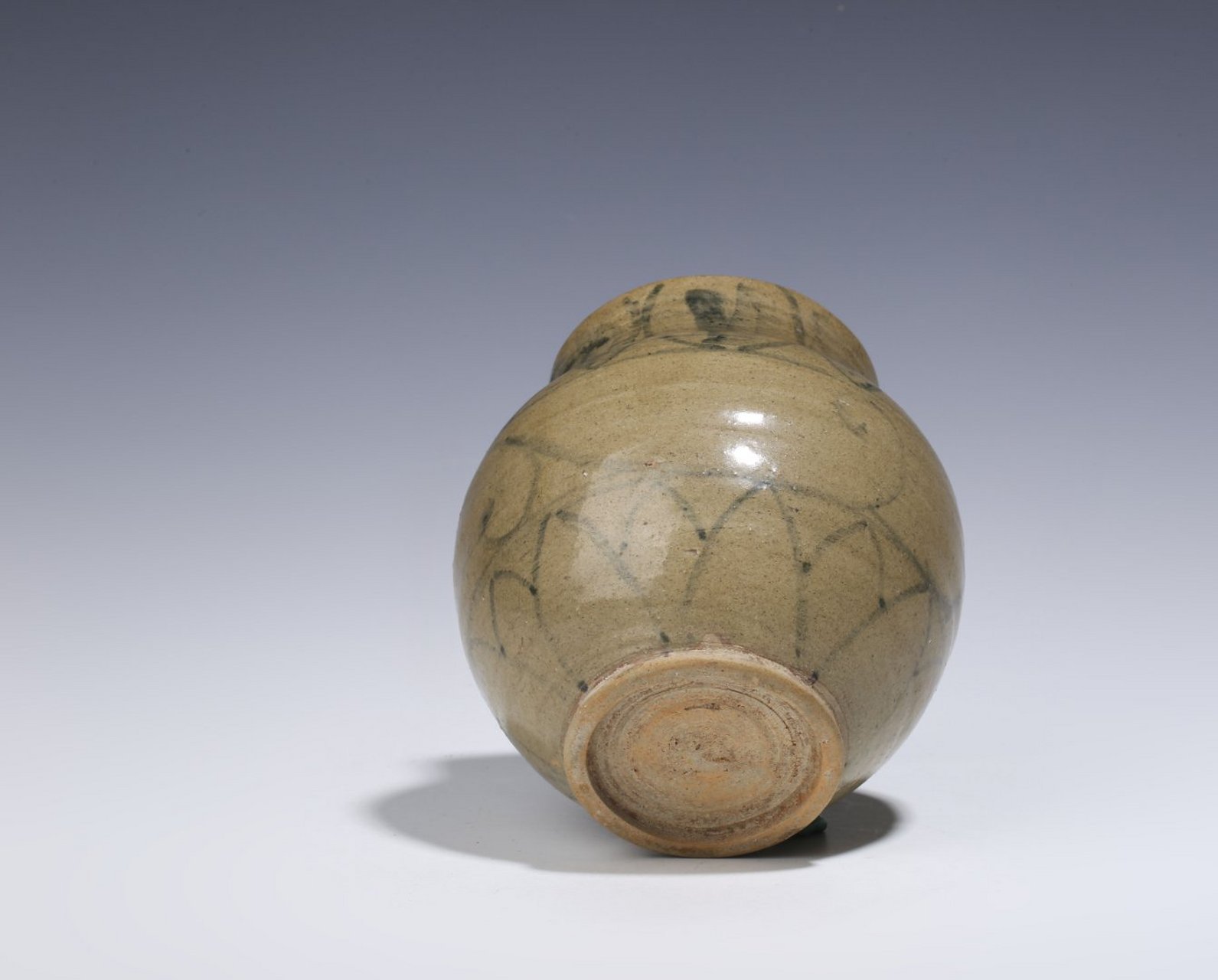 #瓷器鉴赏# #古董艺术品# 此件明早·玉溪窑青花盖罐,口径8.2cm,高17c