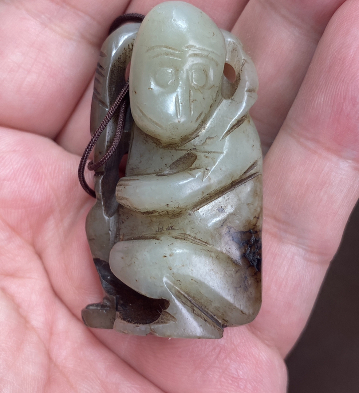 那么窄的地方是如果用大管钻呢? #收藏# #玉器鉴