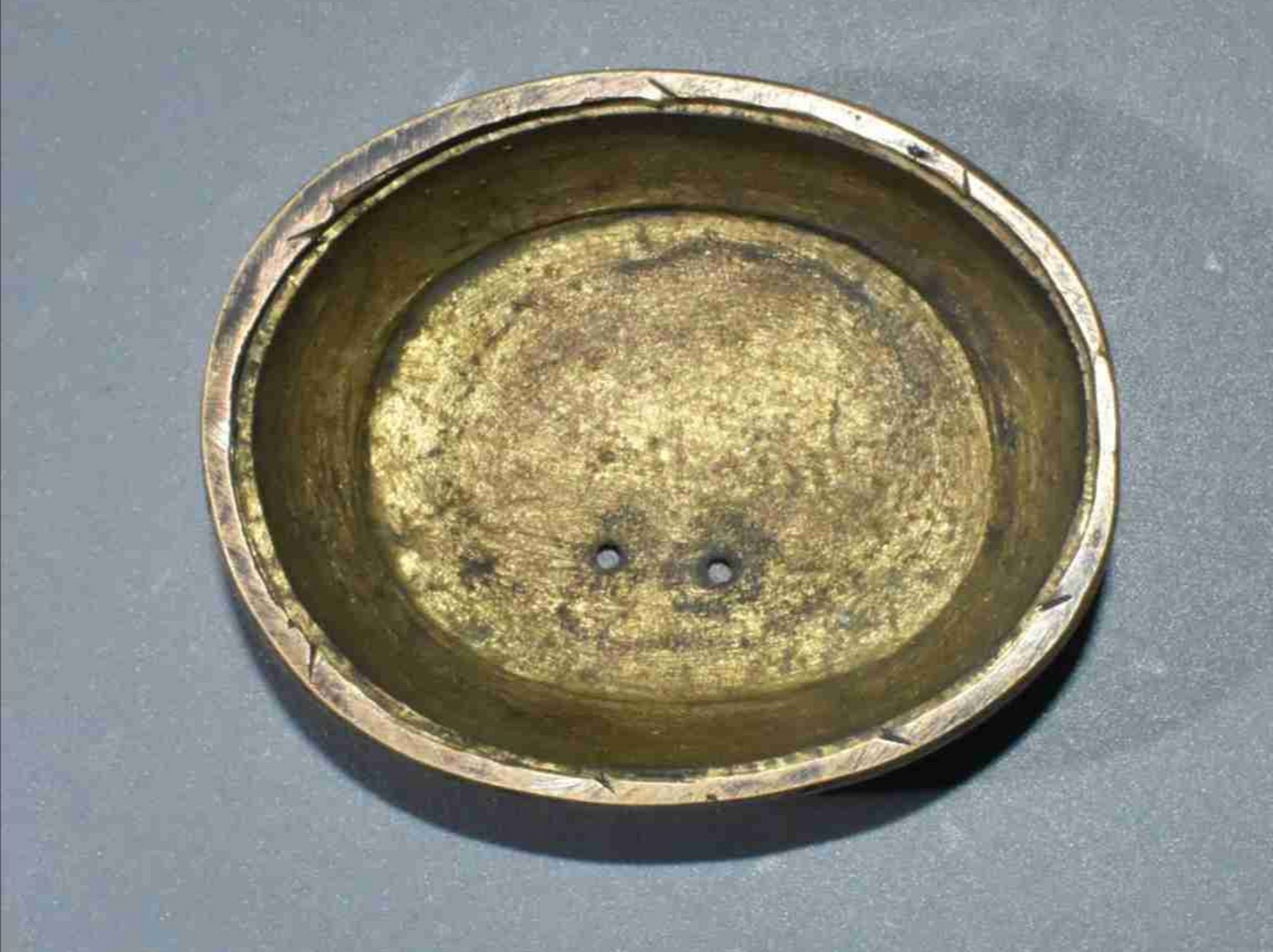 在线鉴宝# #铜佛炉鉴定#  98藏品名称:多臂观音造像 93藏品断代