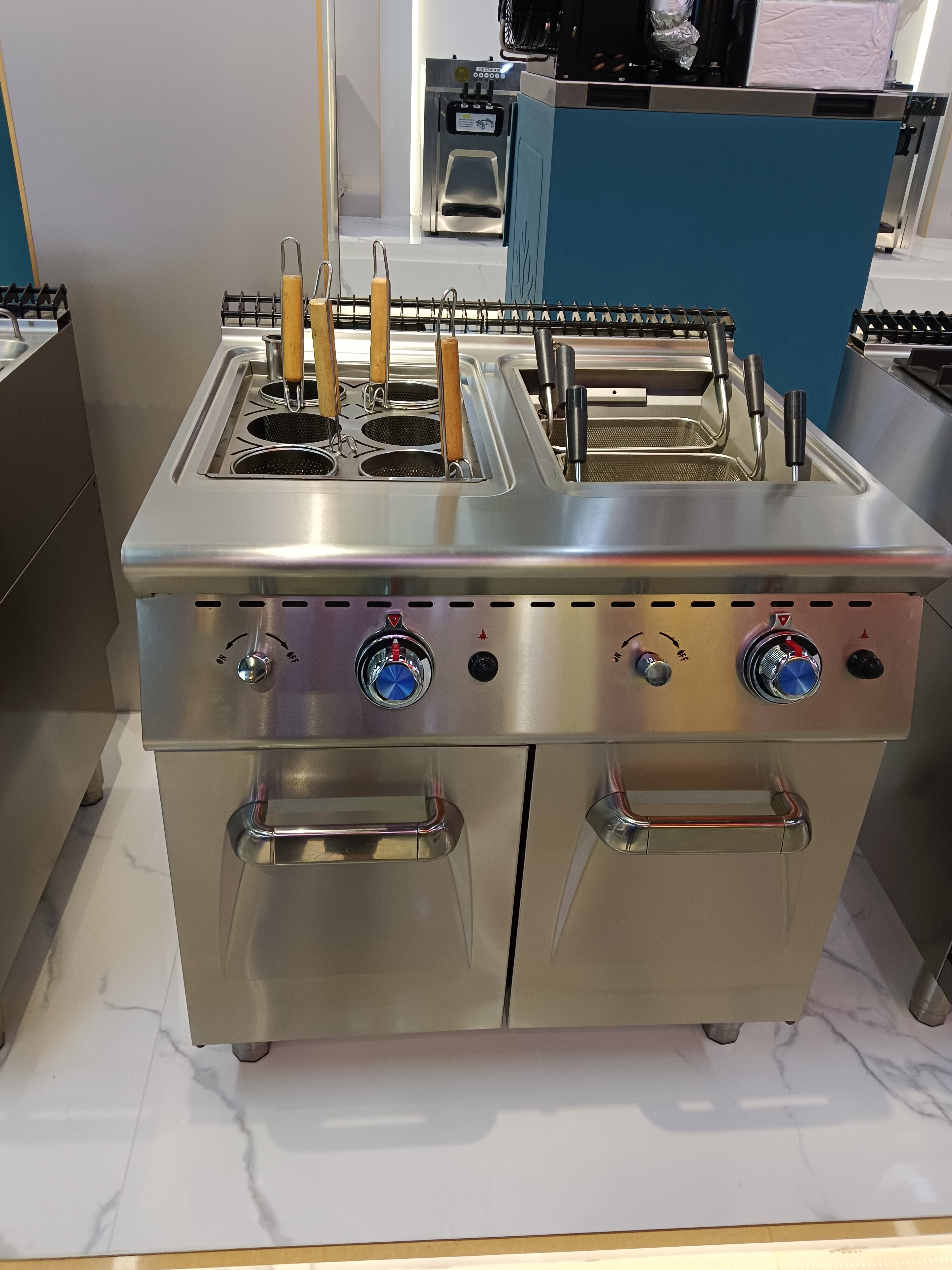 这孩子做作业向来磨磨蹭蹭,一点时间观念都没有