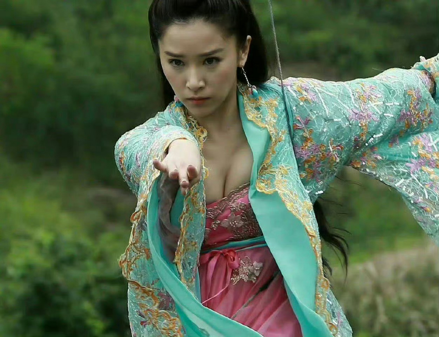 阚清子古装造型,这么强大的干扰技能,该怎么打?