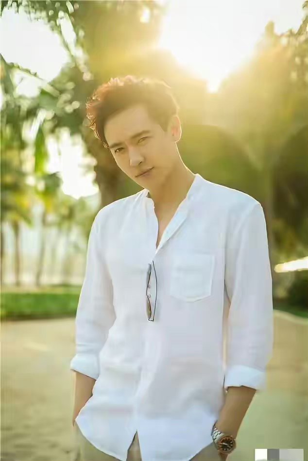 但是他的女儿都上幼儿园了,这速度着实让人震惊……  捋一捋,高云翔是