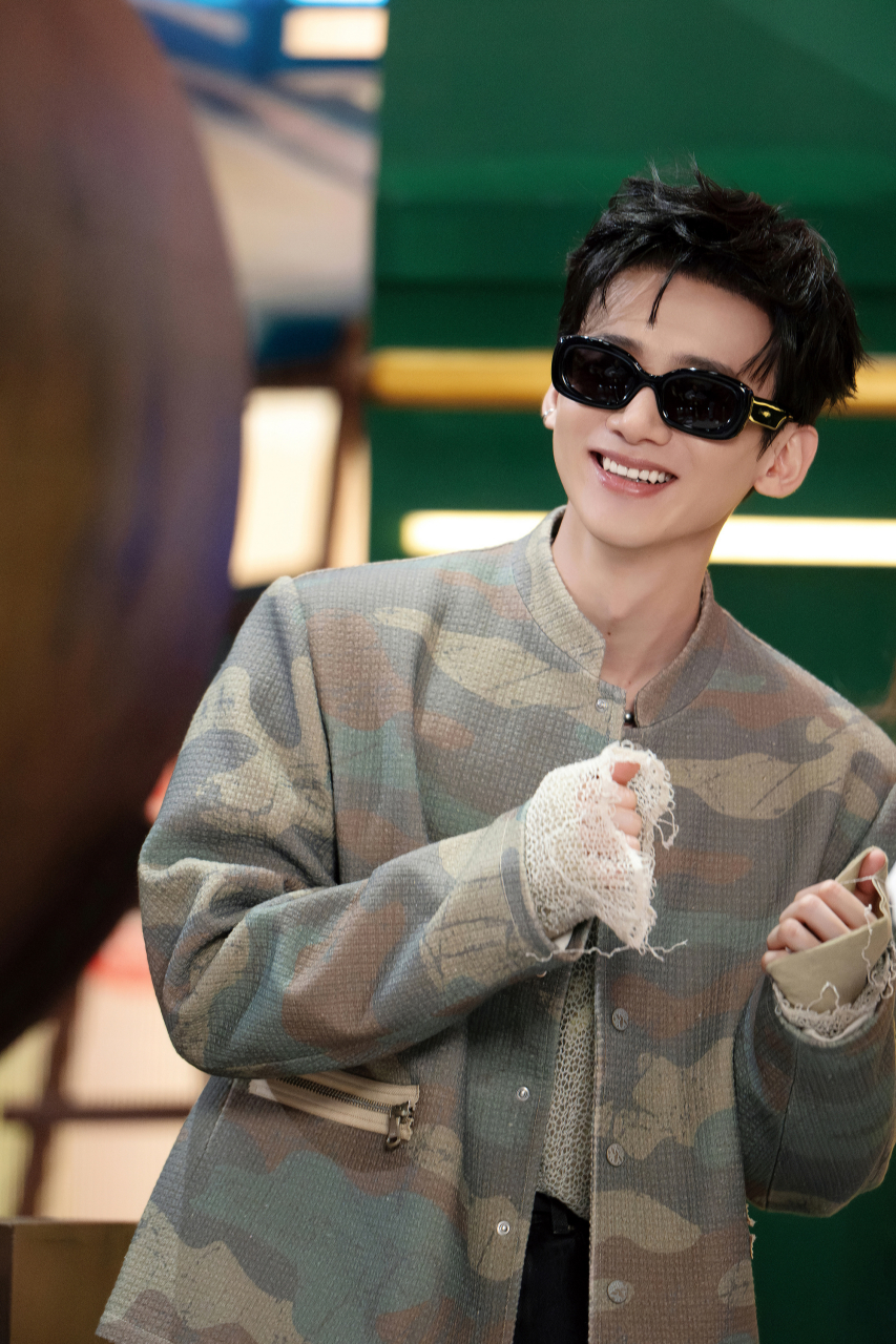 白敬亭你好星期六发带剧照,真的好帅啊,一整个期待住.#星娱速递