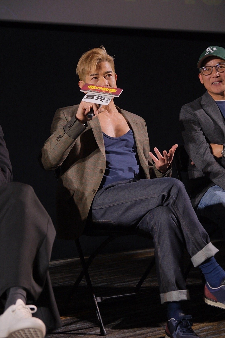 58岁的郭富城暗戳戳的大秀胸肌,这状态也太好了吧,身材管理怎么做到的