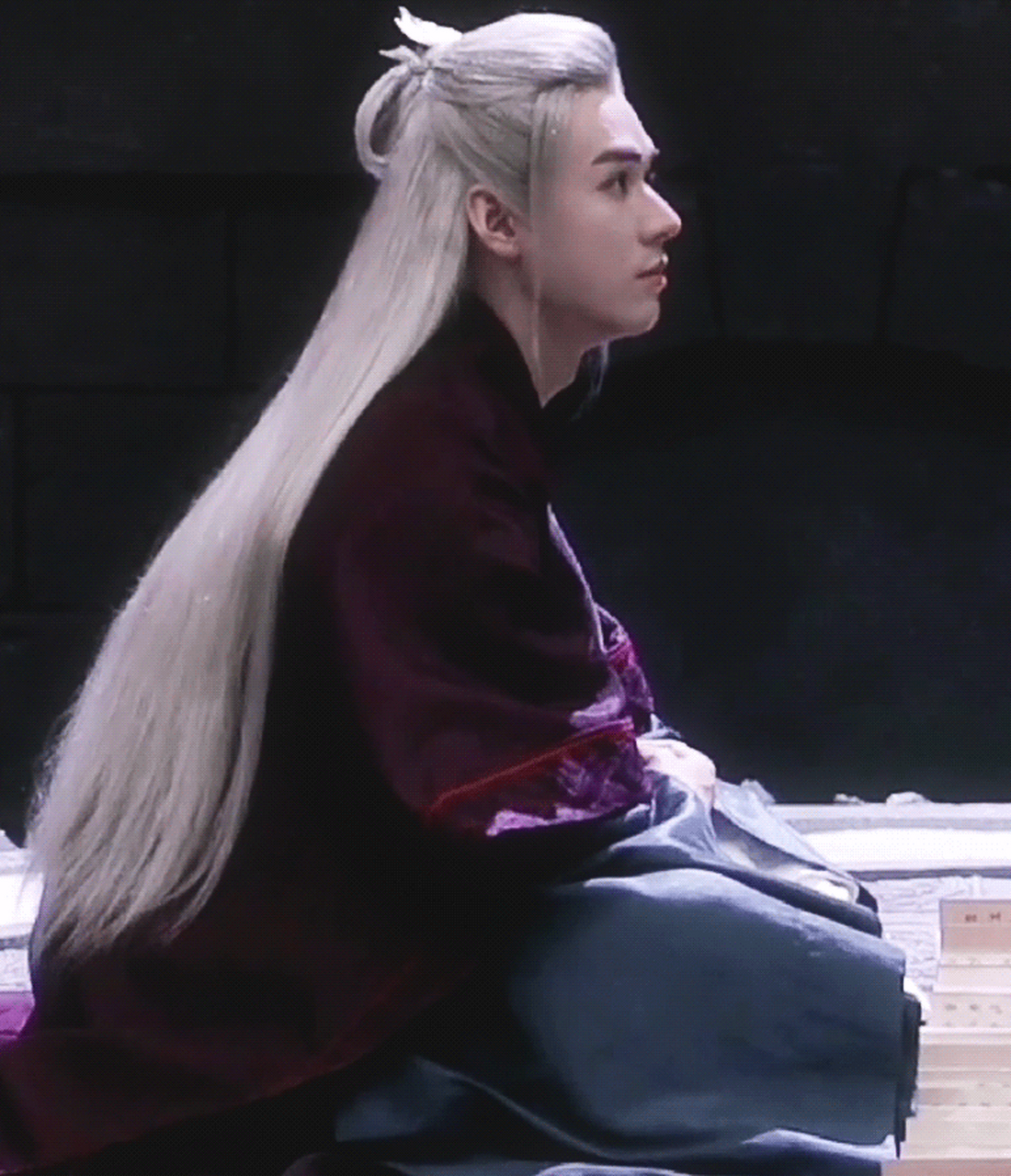 龚俊《狐妖小红娘》有白发造型!"有亮亮的额印没有刘海"真的很期待.