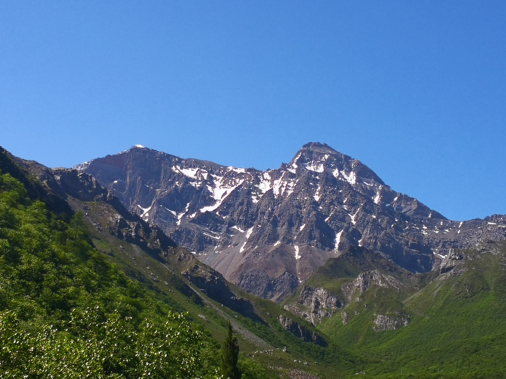 黄龙雪山,灵动之美