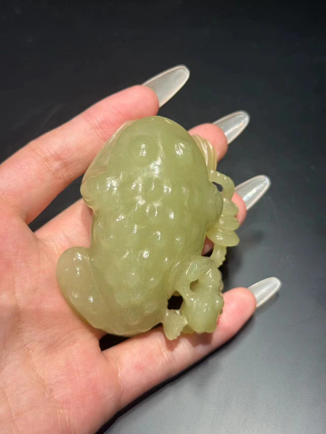 难得一见的和田玉金蝉蟾蜍摆件一个 寓意招财进宝  欢迎大家探讨