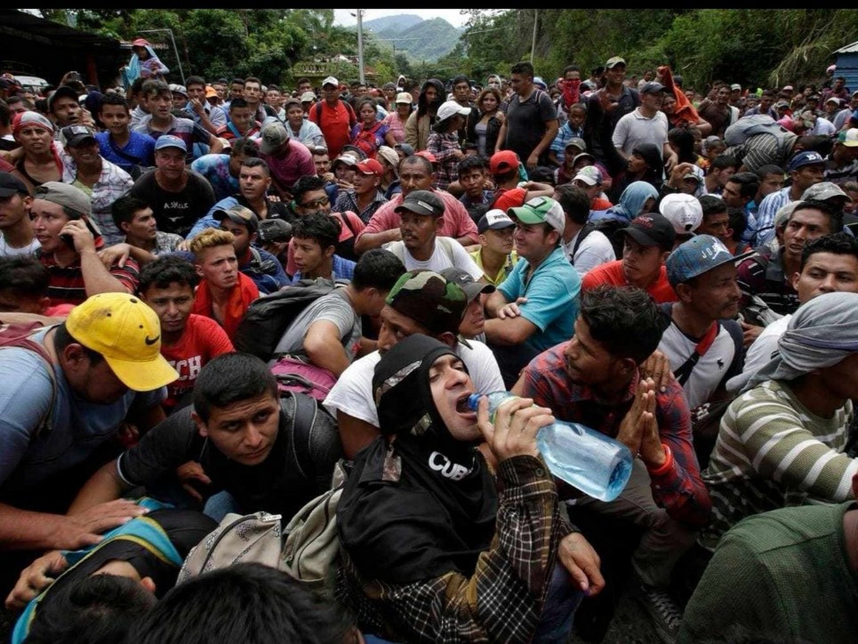 移民—洪都拉斯难解的结.洪都拉斯面积约11.2万平方公里,974.