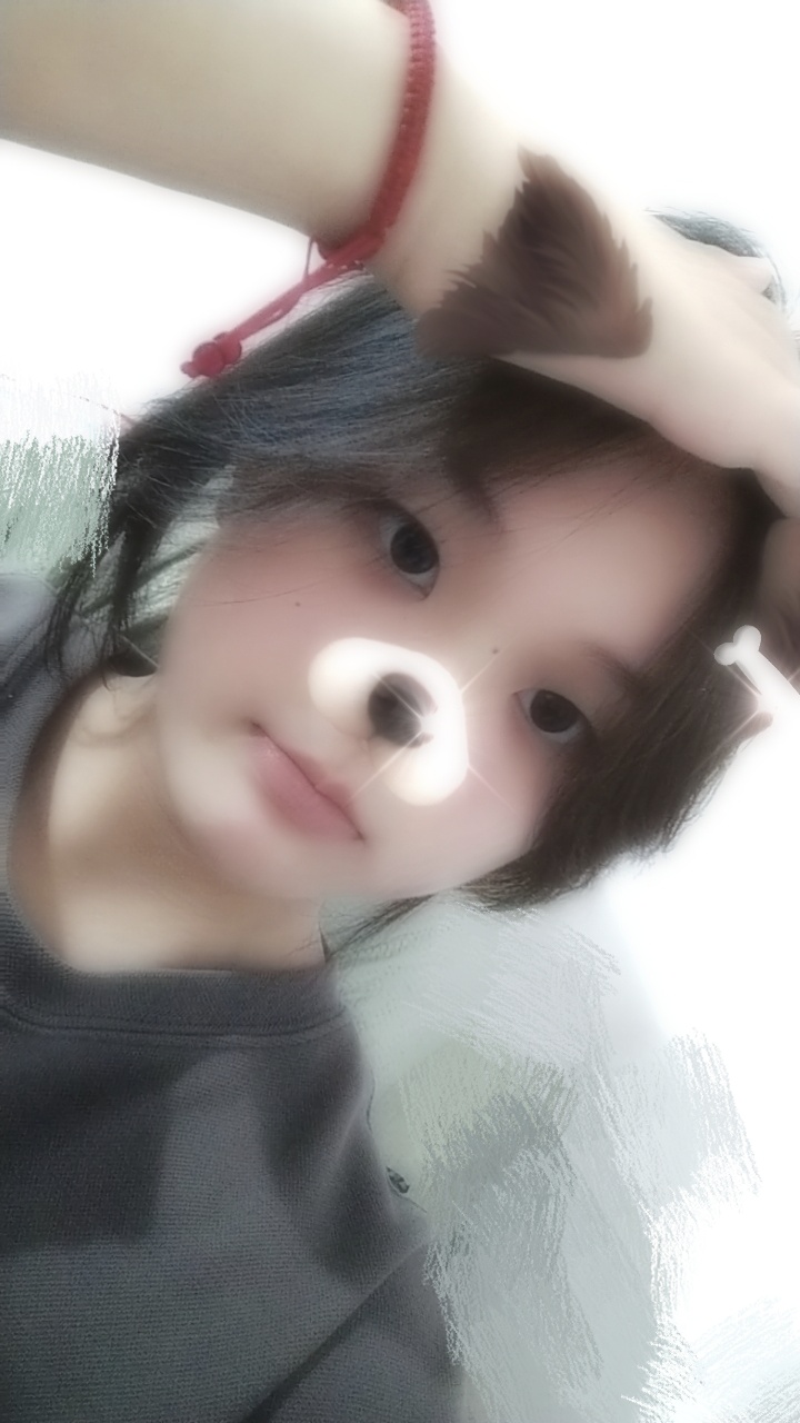 不得不说很喜欢这个特效 咱就是说,可爱的妹和自恋的姐(me)[害羞][尊