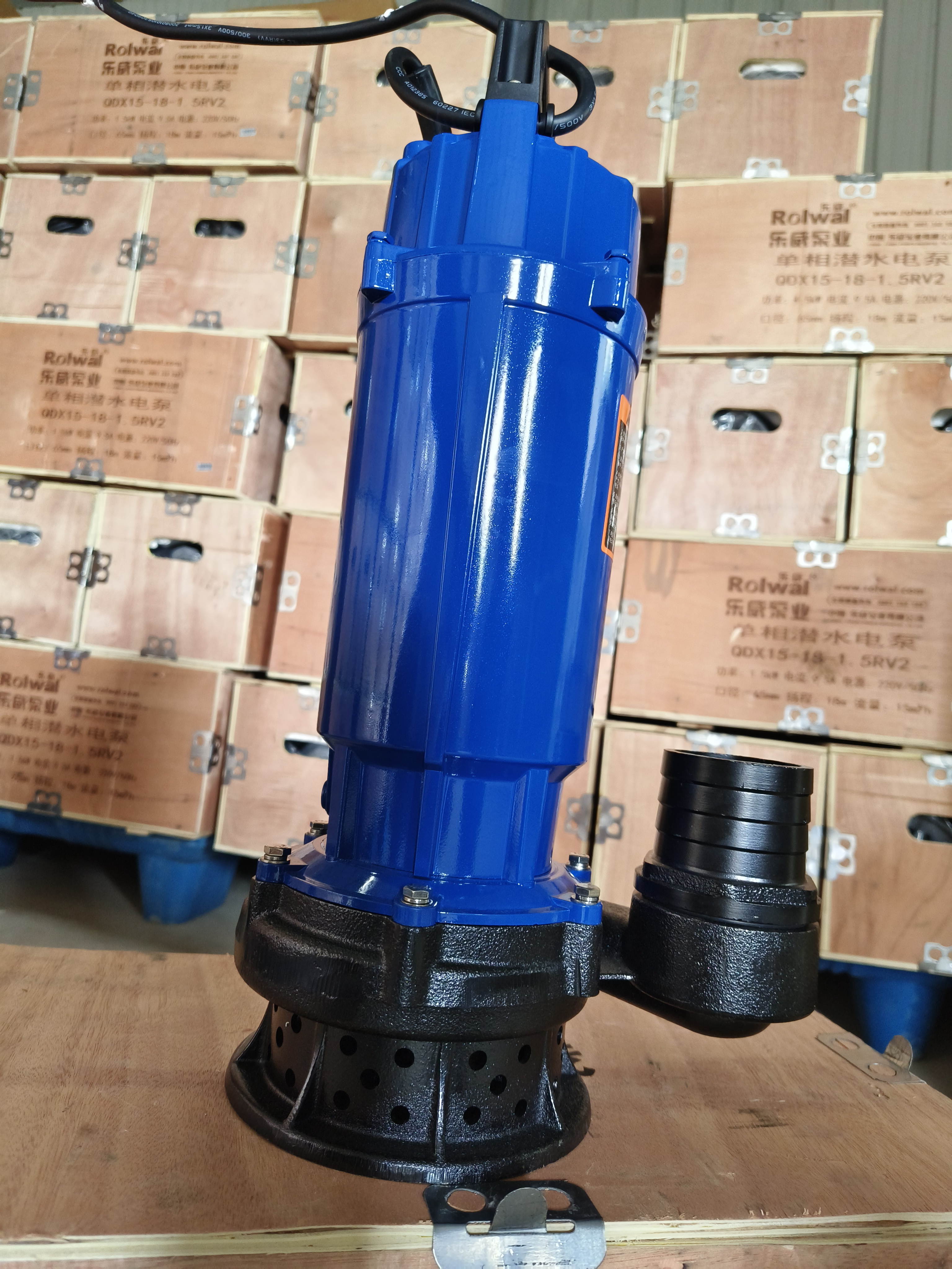 人的一生,来时一丝不挂,去时一缕轻烟,荣华富贵