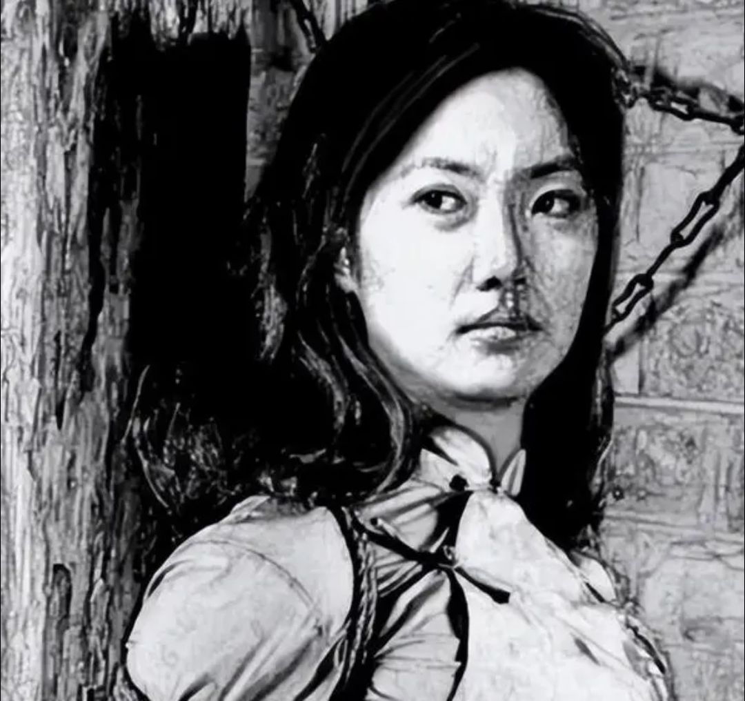 1939年,东北一女地下党被日军抓捕,因承受不住鬼子的酷刑,她大喊说:"