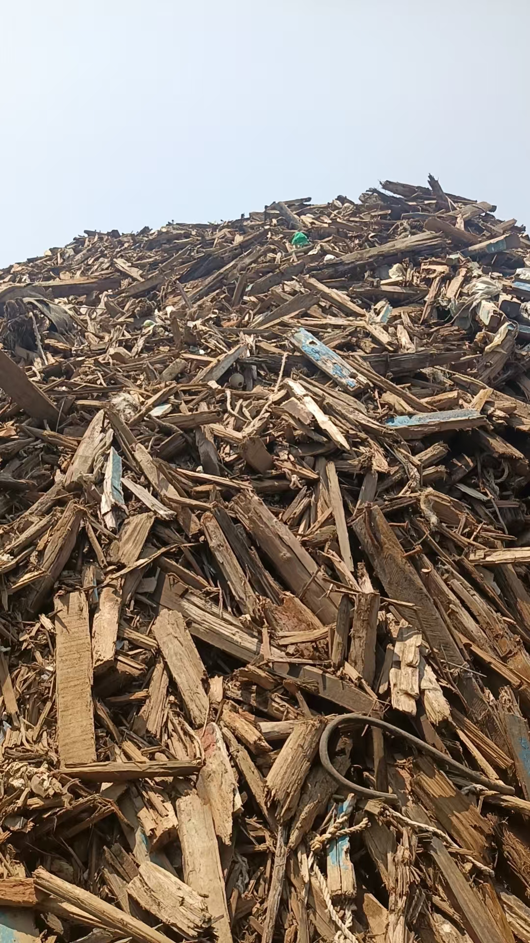 纯干船木劈柴1毛多一斤