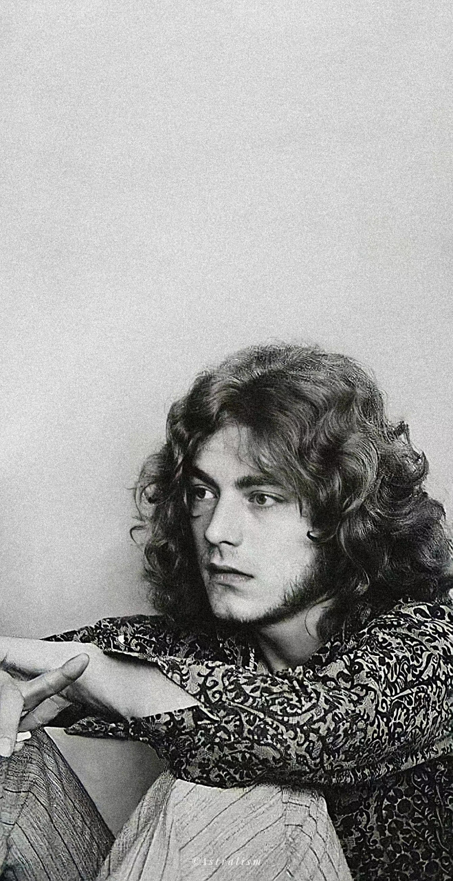 robert plant led zeppelin的主唱