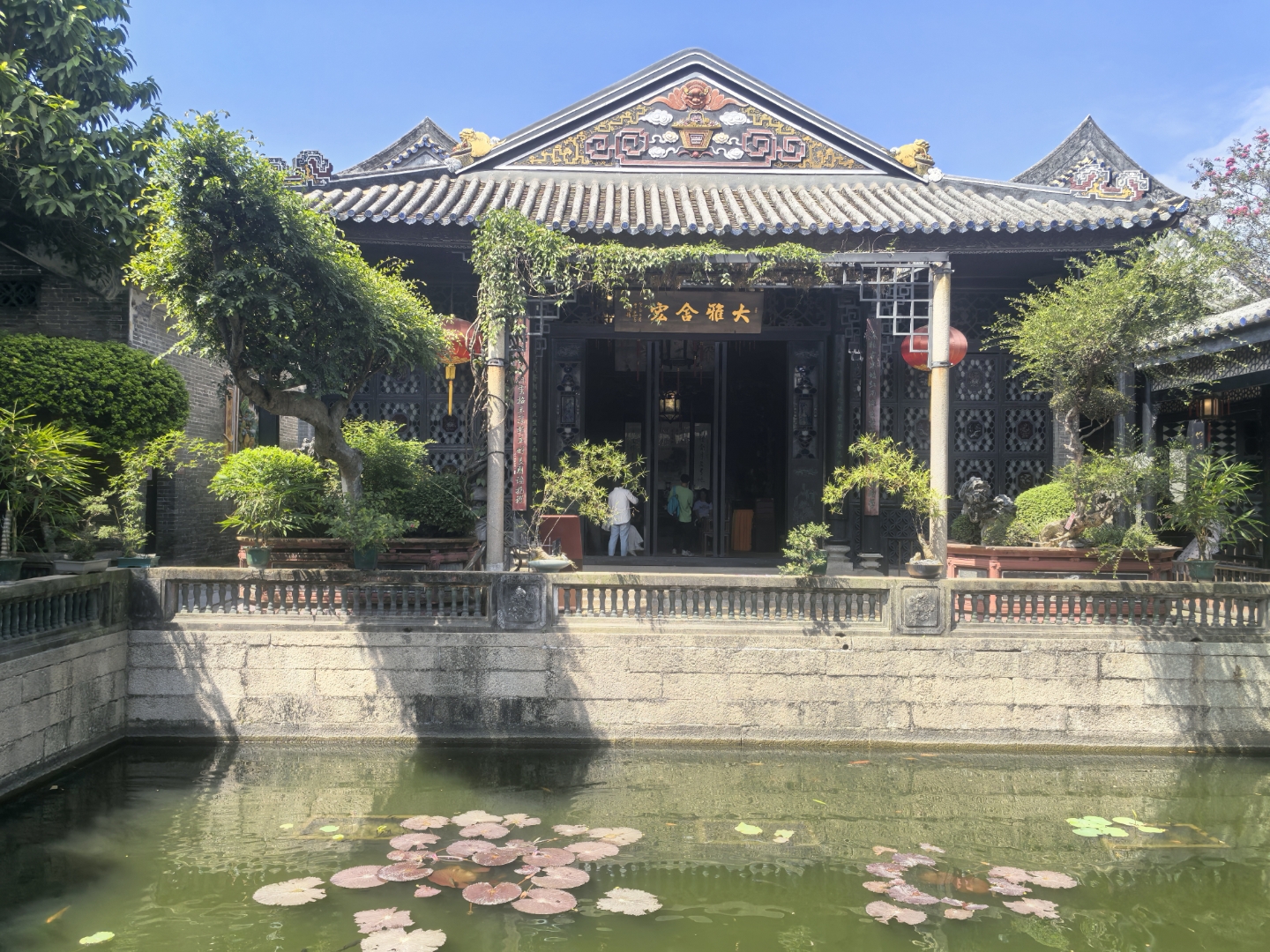 这些也许是这个城市的一都分性格,深挖一个城市的性