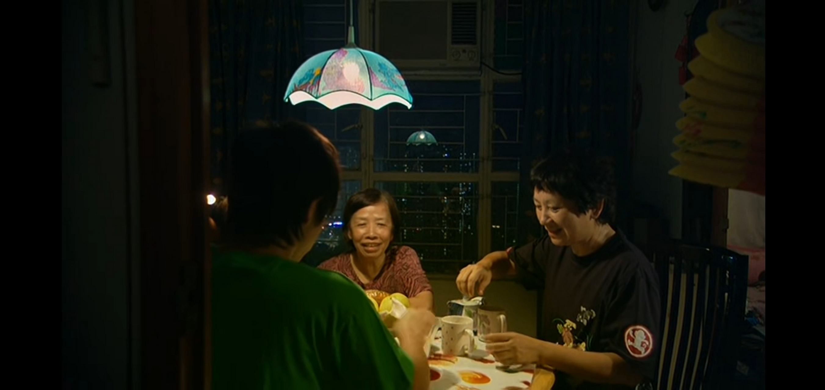 电影《天水围的日与夜》一部讲叙香港普通居民的日常生活剧,生活中