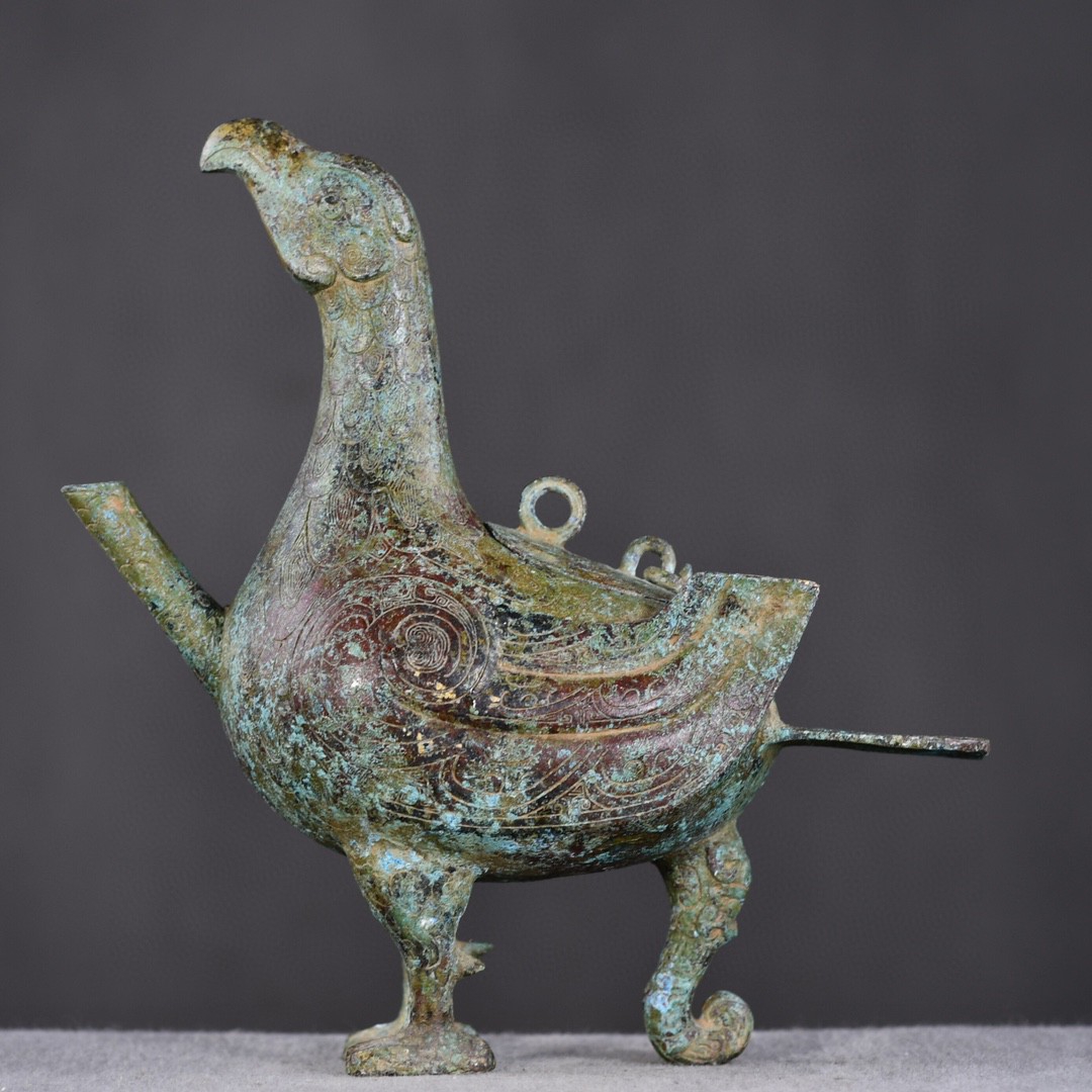 汉代青铜鸭子壶