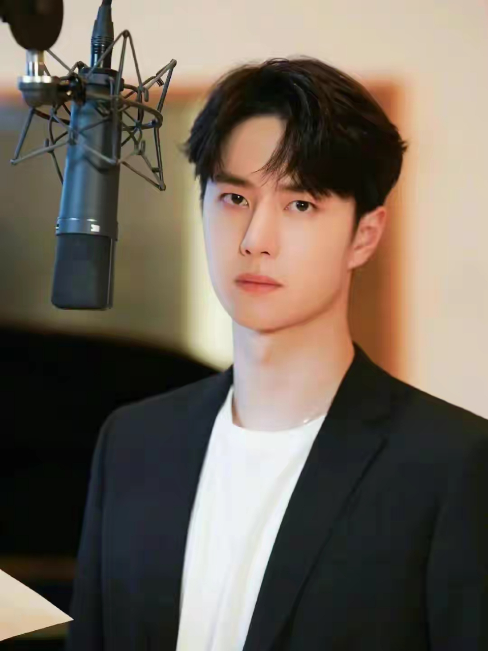 凌晨大瓜!王一博被人恶意造谣,乐华娱乐发声维权!