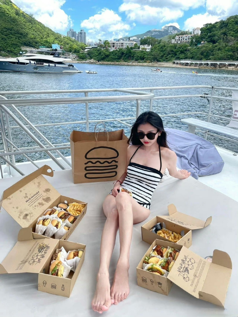 张翰的新牌女友高文君,曾参加过某恋爱综艺,98年模特选秀出身!