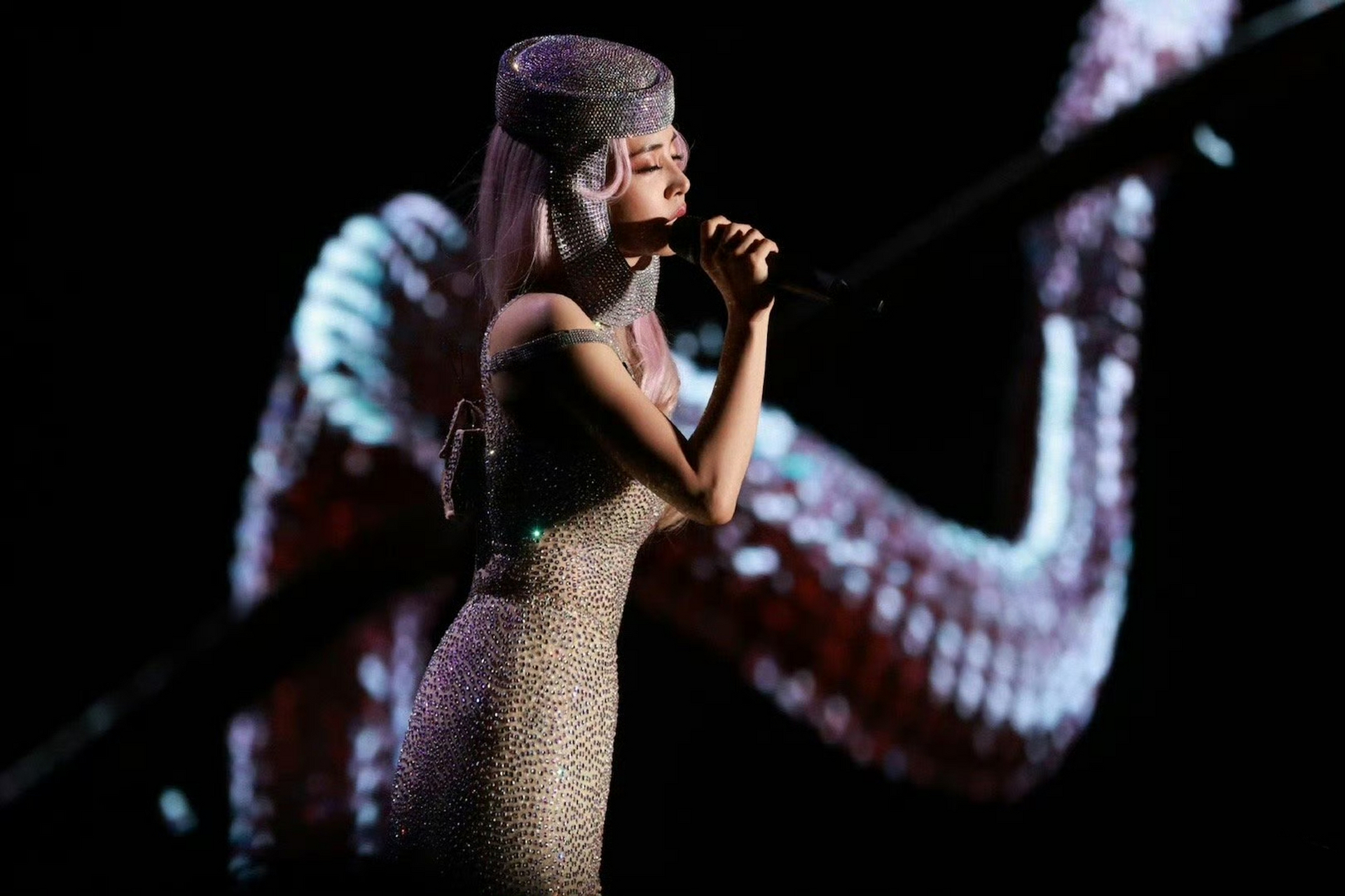 蔡依林演唱会造型,确定不是兰州拉面老板娘?