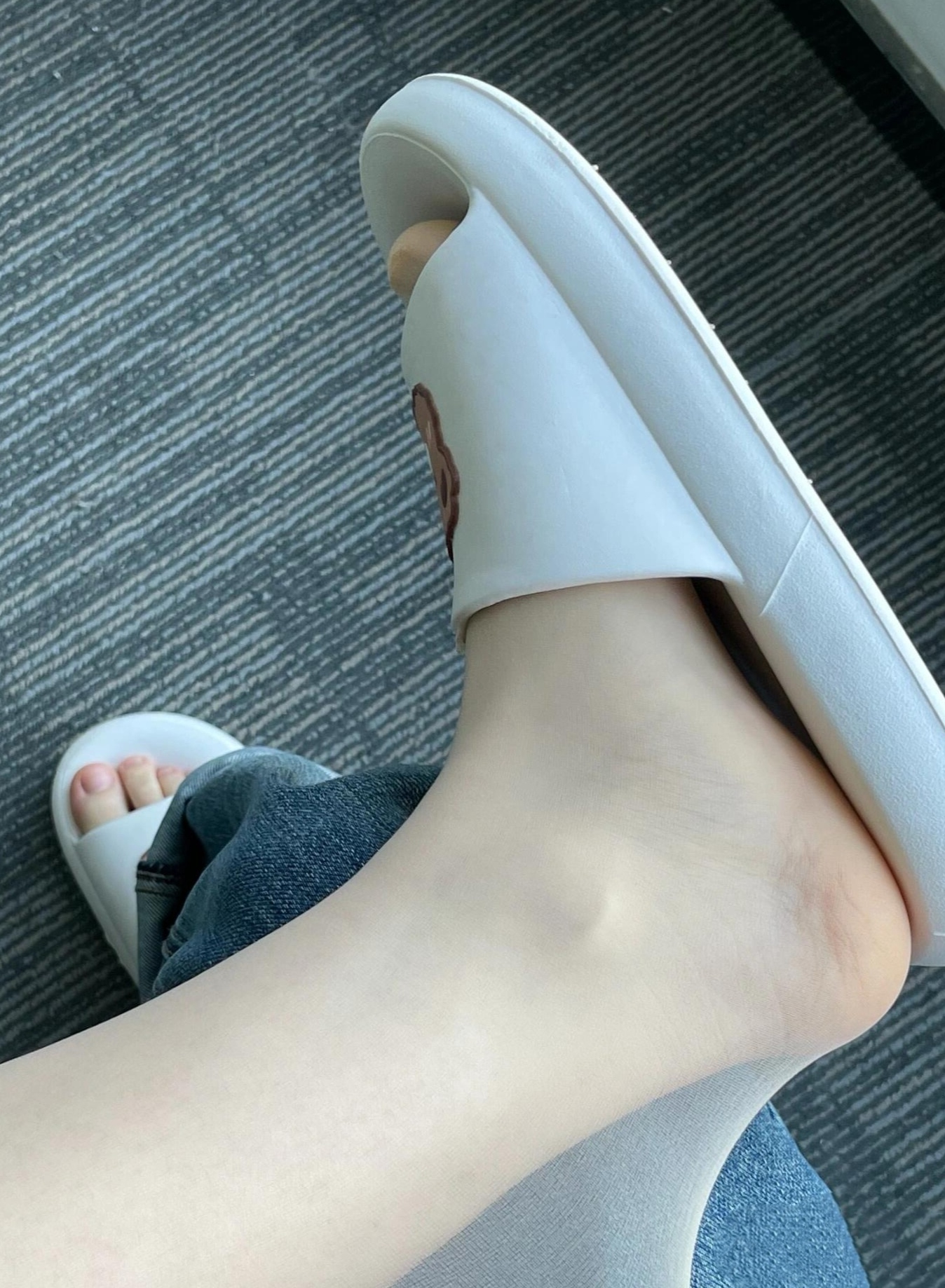 每一步都值得珍藏# 78哇,看这张人脚的照片,真是让人眼前一亮!