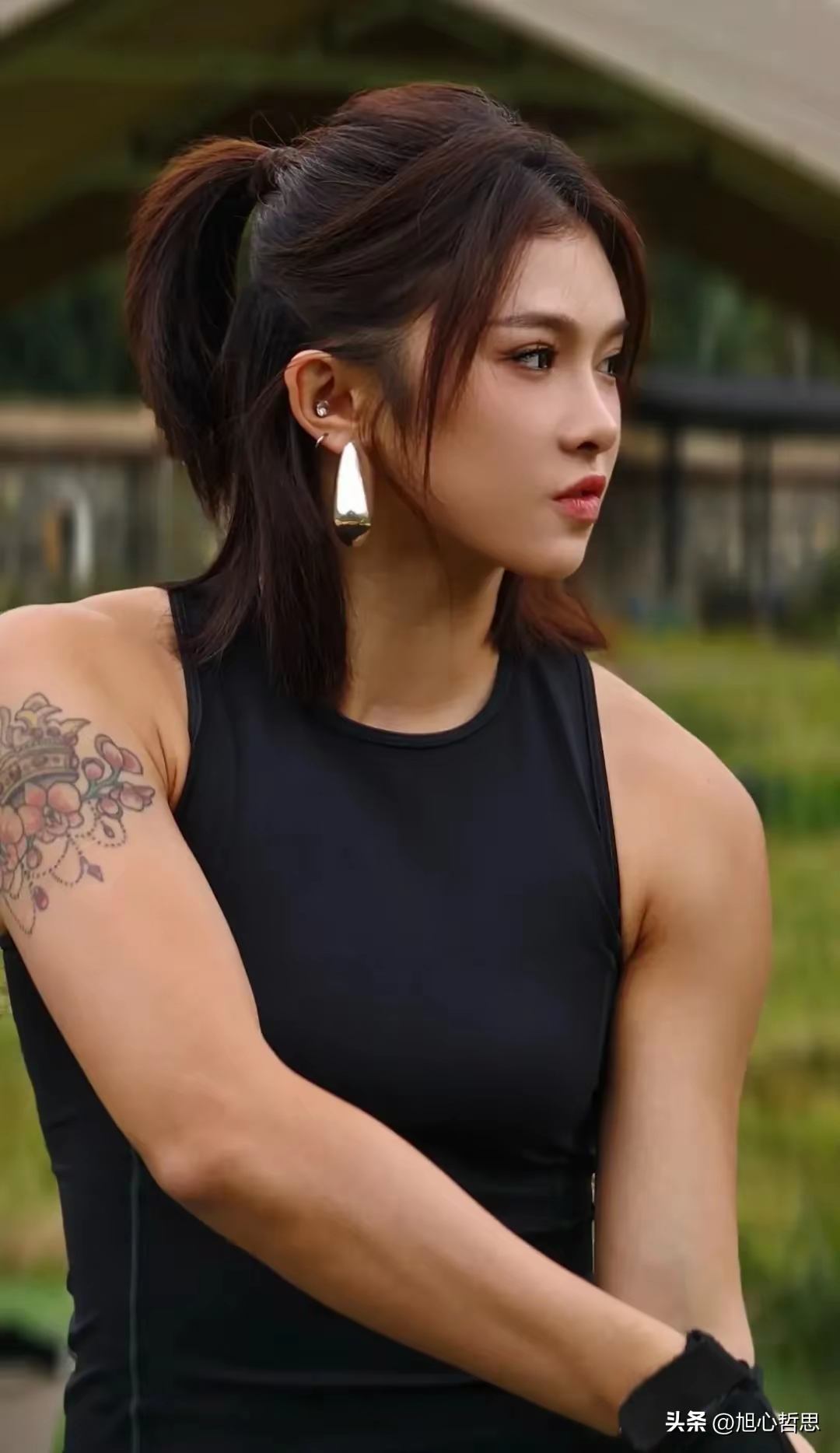 吴燕妮纹身引热议 吴燕妮照片曝光手臂上的纹身一下把大伙的目光都勾