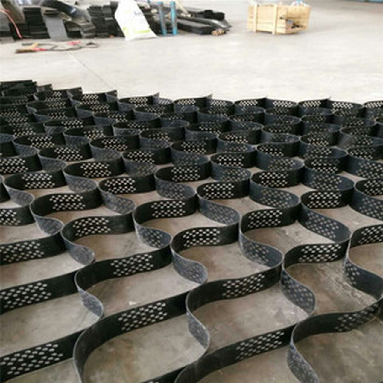 塑料土工格室 边坡防护系统 蜂巢约束系统 打孔土工格室 源头厂家质量