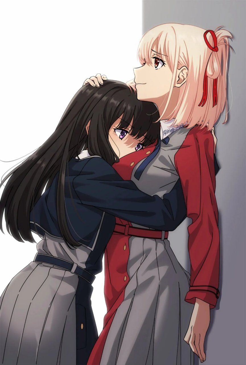 洗……洗面奶?#莉可丽丝# #二次元美图