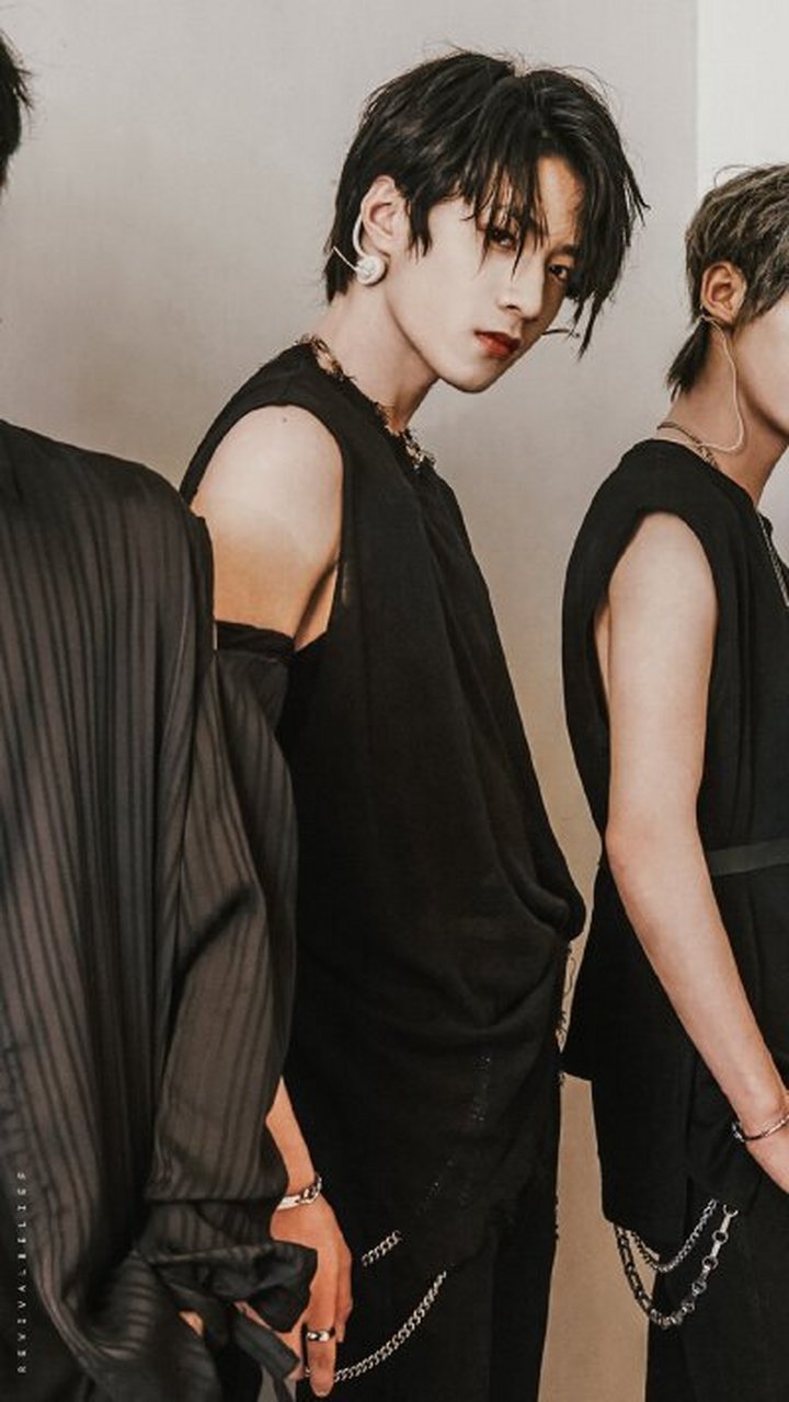 啊啊啊,刘文儿的太平洋宽肩(附赠一张文轩图)