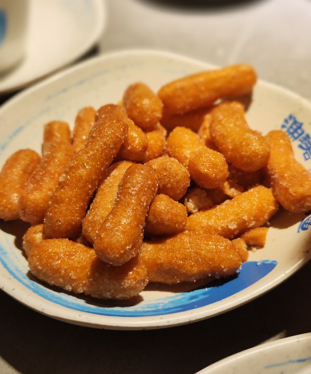 蒸汽石锅鱼,来自云南十八怪之一的草帽当锅盖.