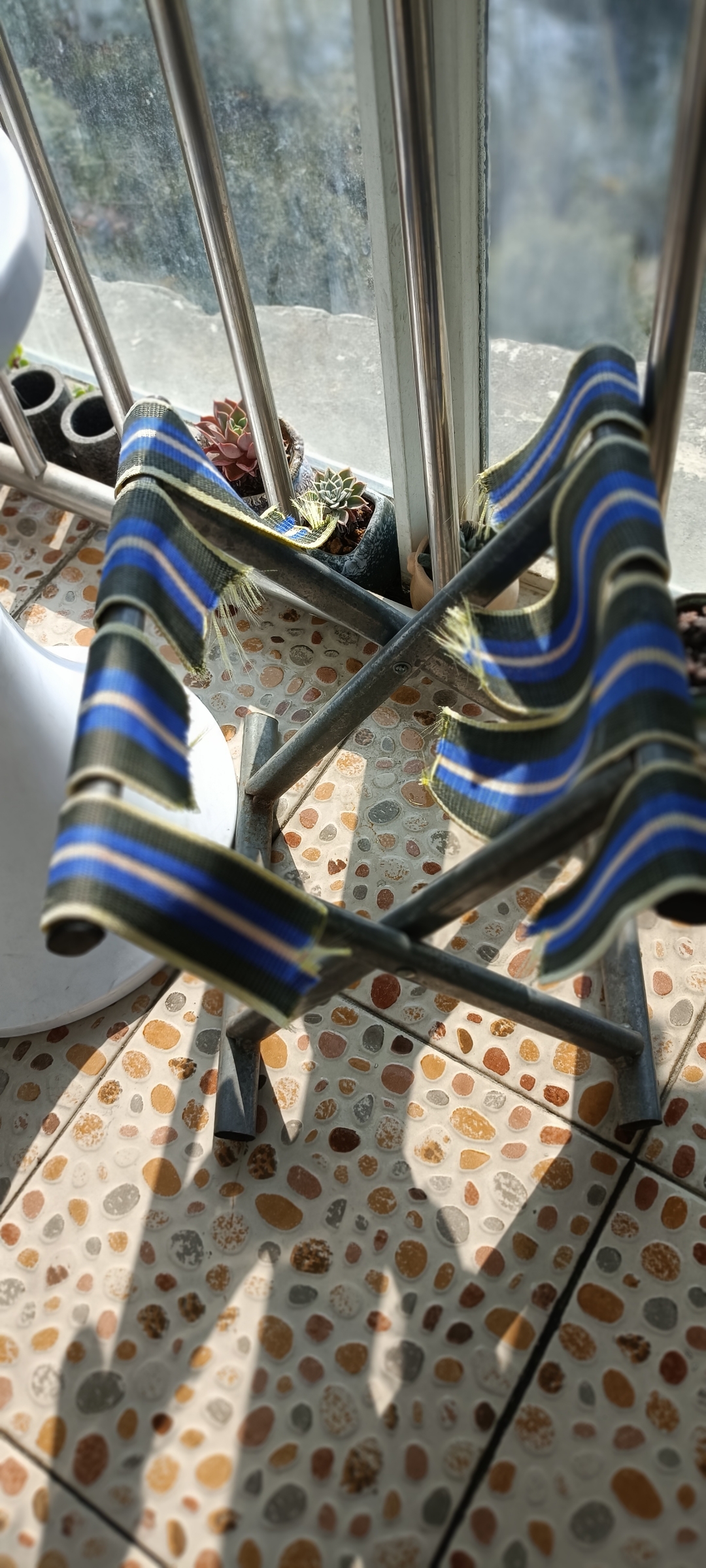 人世间除了生死,其他都是小事.哪怕摔