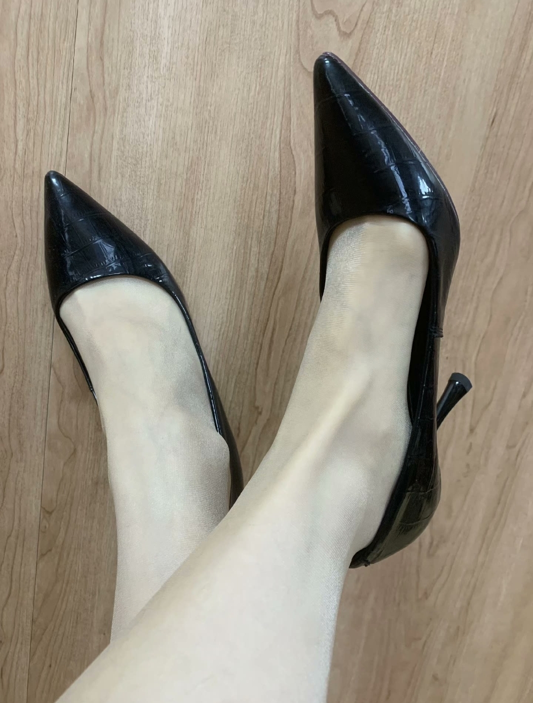 丝袜# #美脚# #美腿丝袜高跟鞋# #丝袜美足