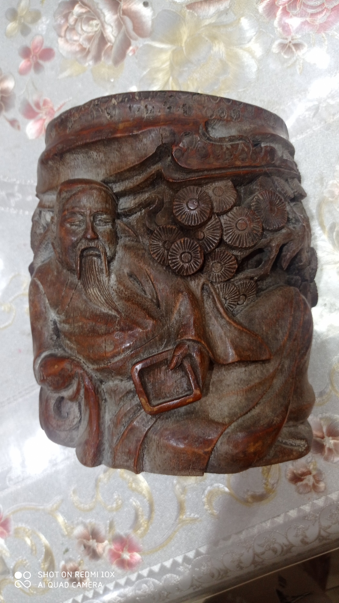 太白醉酒竹子笔筒,请藏友,朋友门点评🌝🌝