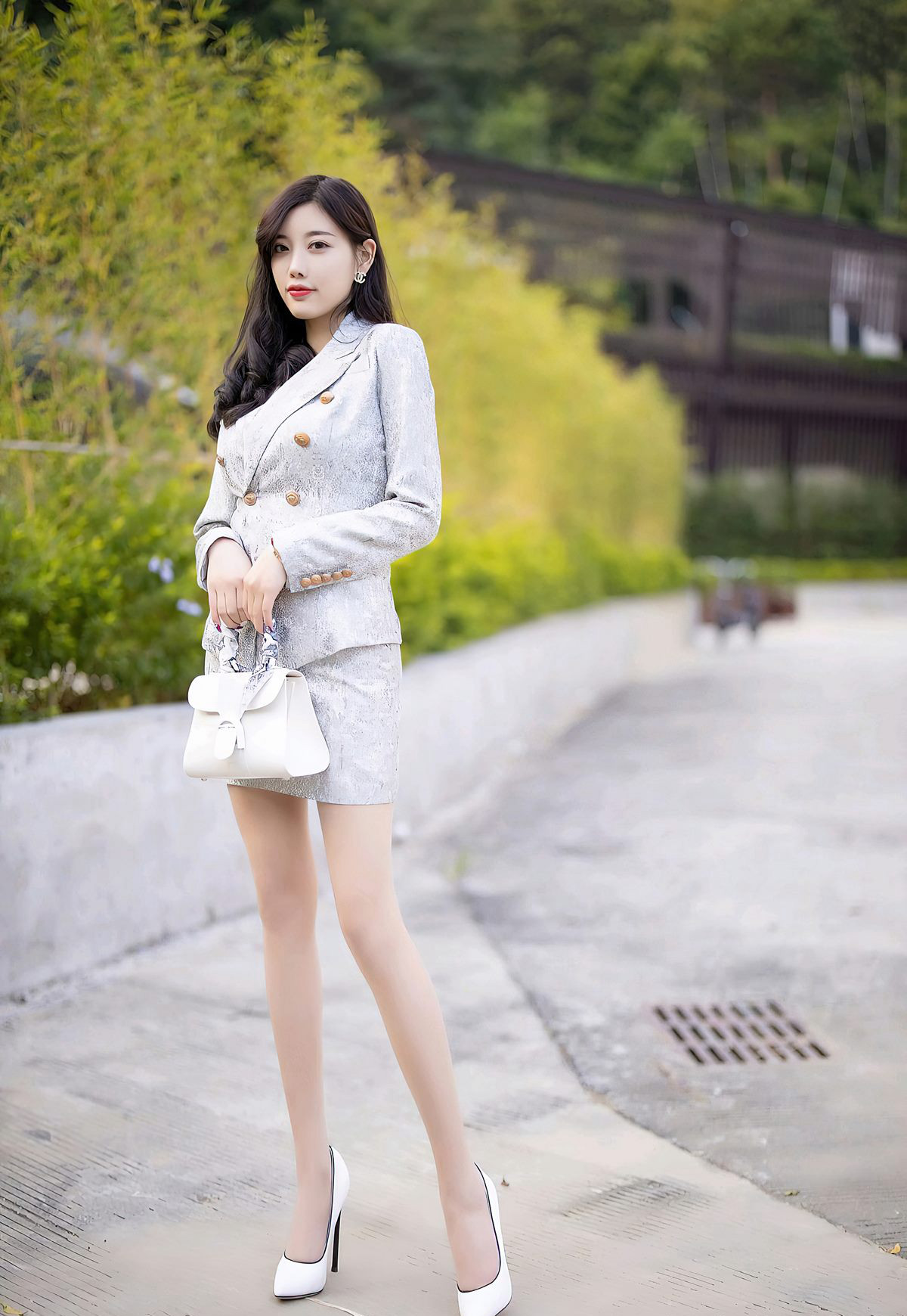 车模#车模# #美女车模# #身材# #美腿# #美女