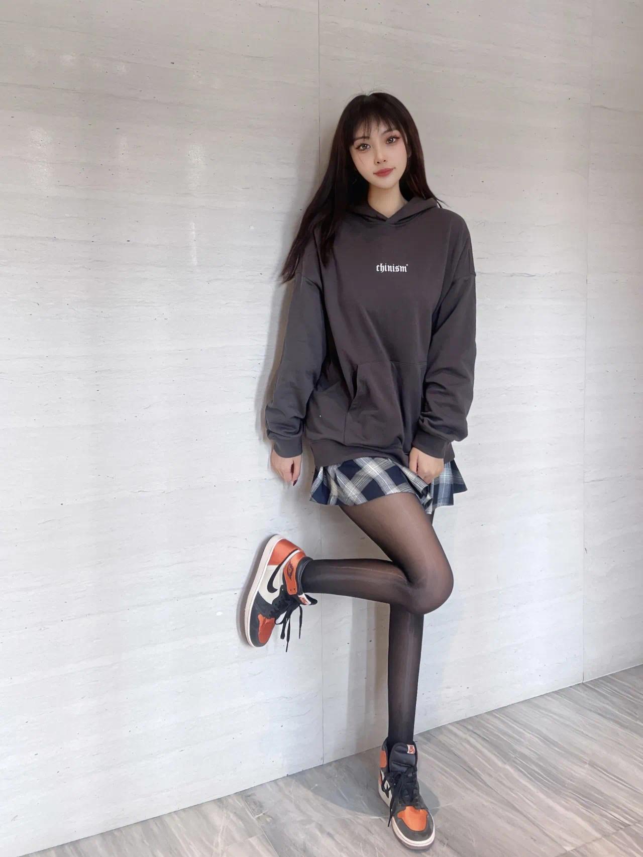 aj小姐姐#美腿# #性感好身材# #丝袜美腿