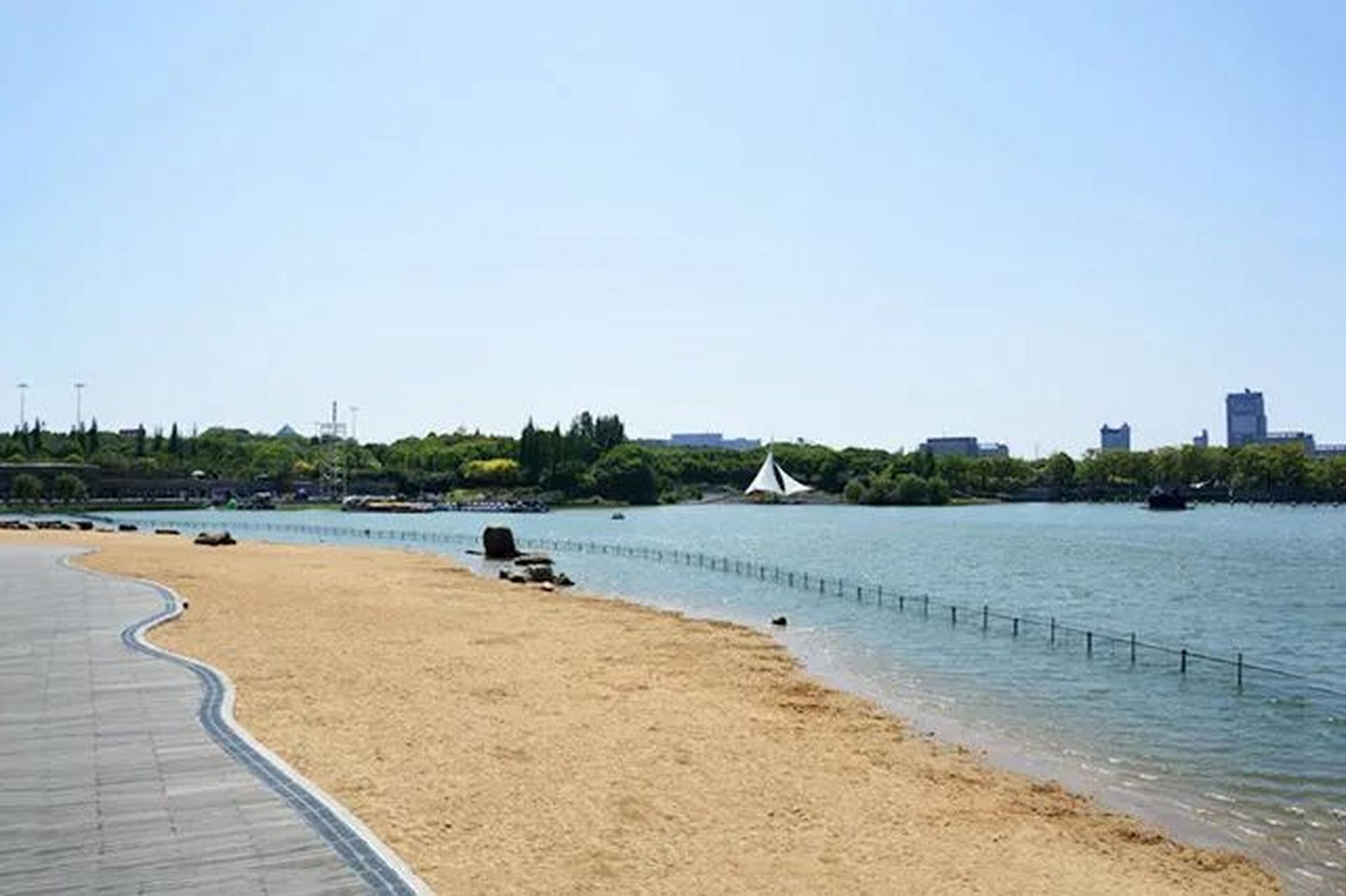 趣玩一夏#滨江要塞,又名江阴要塞森林公园,位于长江南岸,以海拔91.