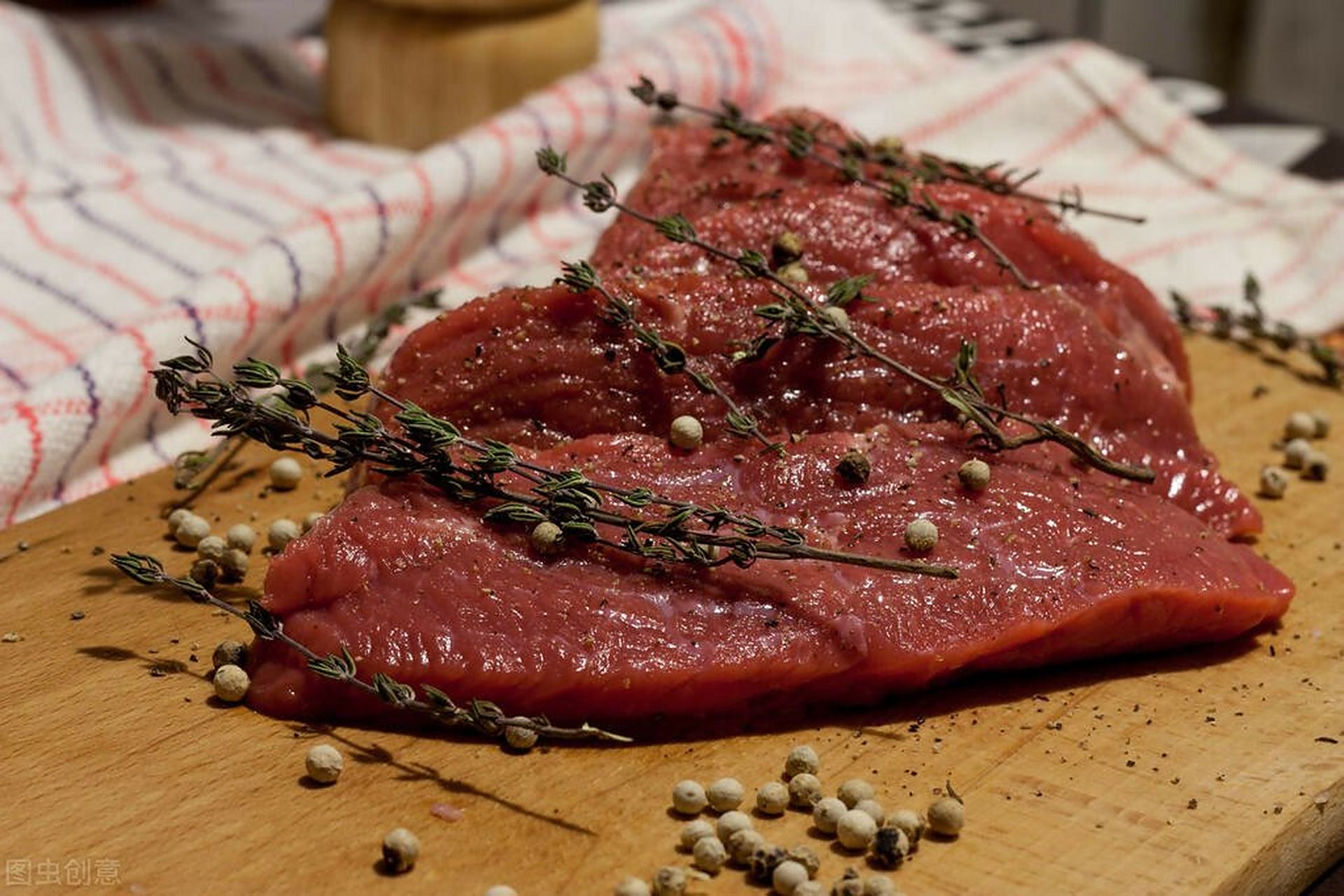 契安尼娜牛是世界上体型最大的肉牛品种,它们产于意大利的中西部地区