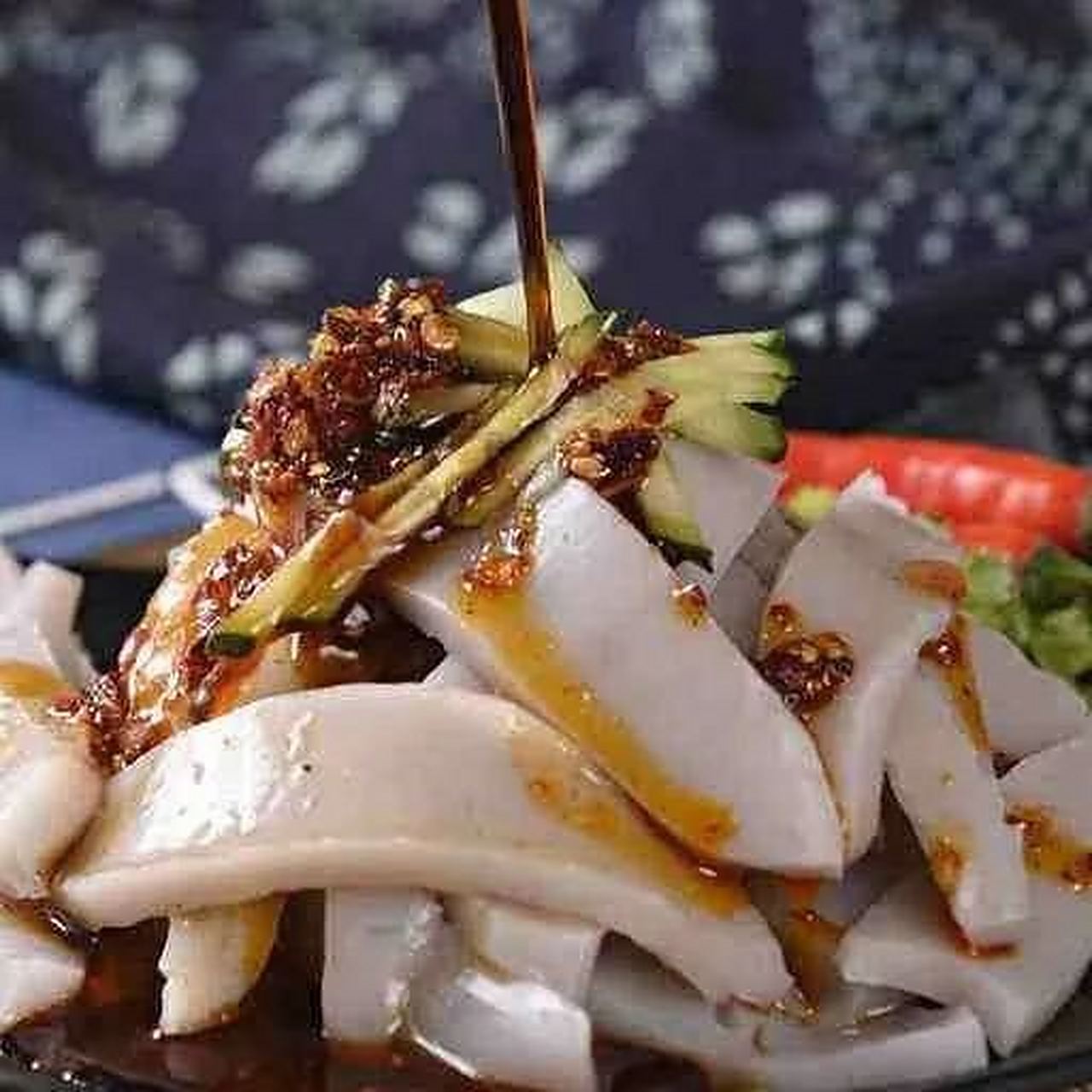 碗砣由石勒发明于西晋初年,可冷食或者热食.