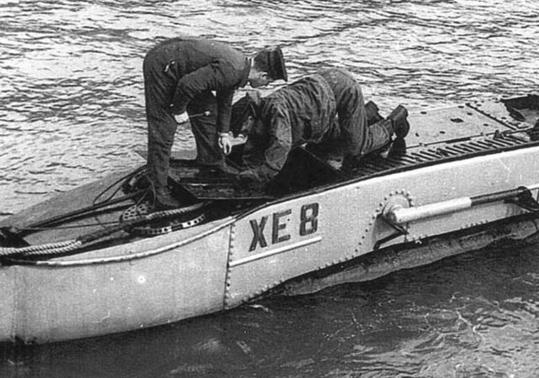 小型潜艇是一种可以在狭窄水路或浅海区域行动的便利潜艇,意大利是 