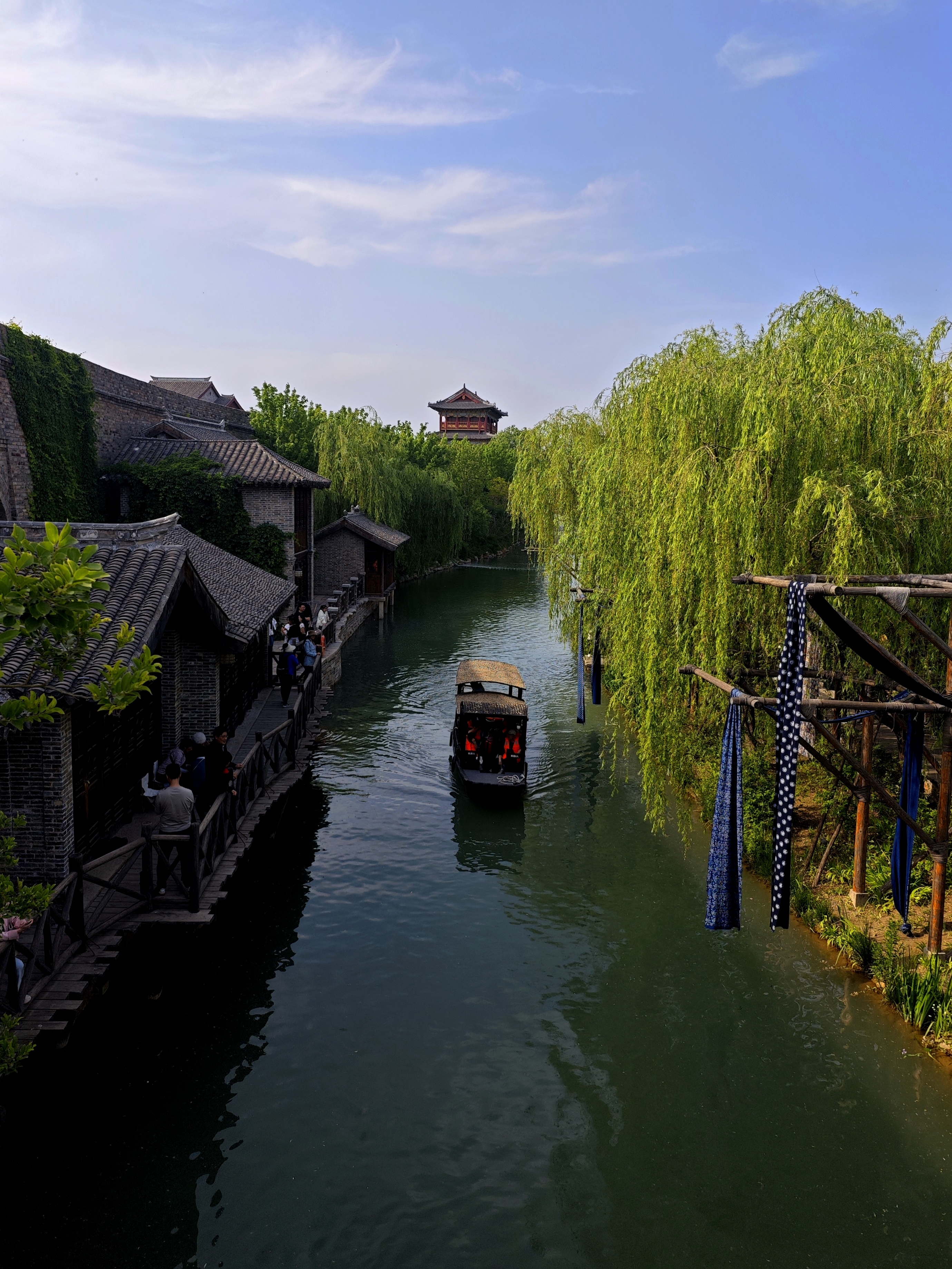本地逛吃笔记#明水古城赛江南        这是济南市章丘区明水古城.