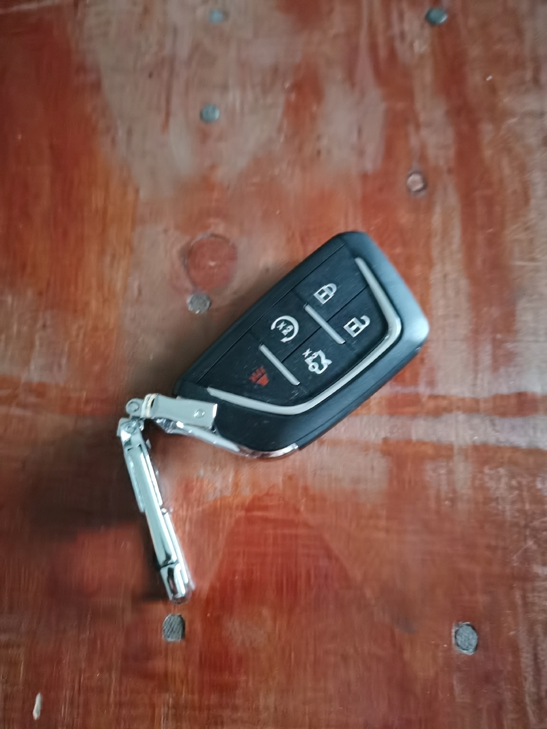 请问有经验的大神,这种怎么拆了换电池