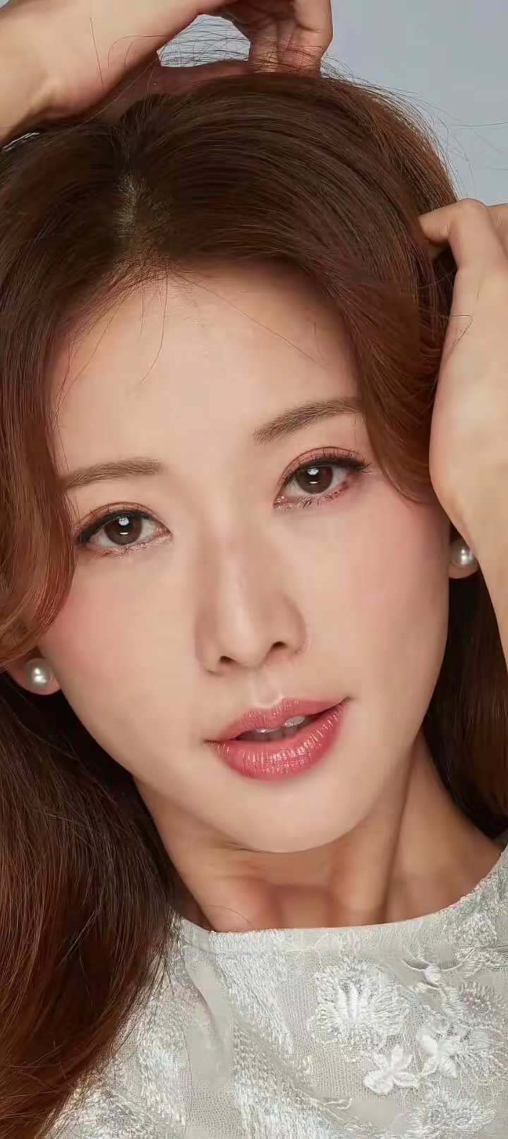 林志玲的美丽瞬间:近看林志玲,志玲姐姐笑颜如花,美得让人心动!