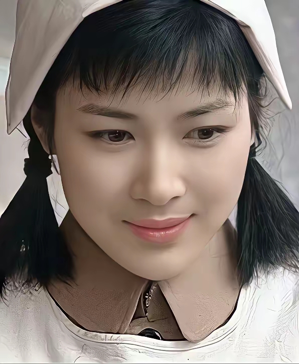 经典抗日连续剧《亮剑》中的李云龙的老婆"小田"给大