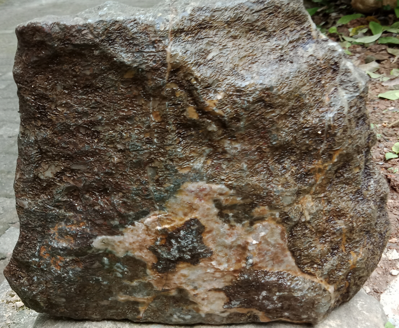 火山流纹岩 袁州古火山流纹岩标本图片欣赏!